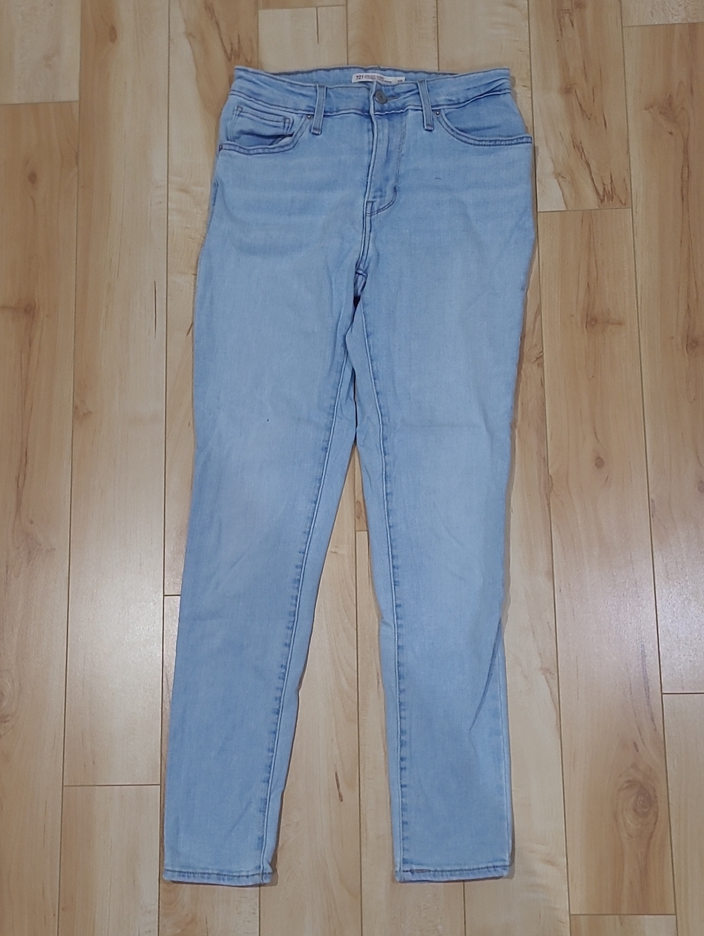 Levi's 721 Women's Size 28 Light Blue High Rise Skinny Jeans